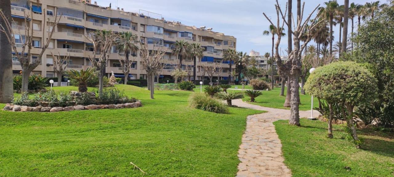 Eden Costa Lago Primera Linea De Mar Torremolinos Exterior photo
