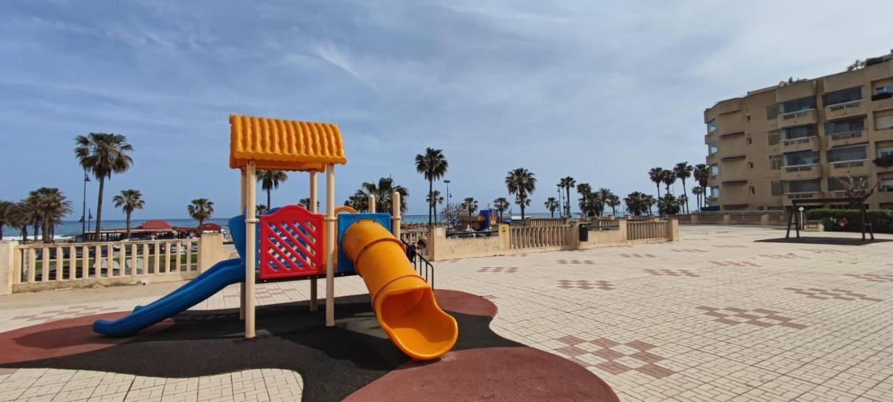 Eden Costa Lago Primera Linea De Mar Torremolinos Exterior photo
